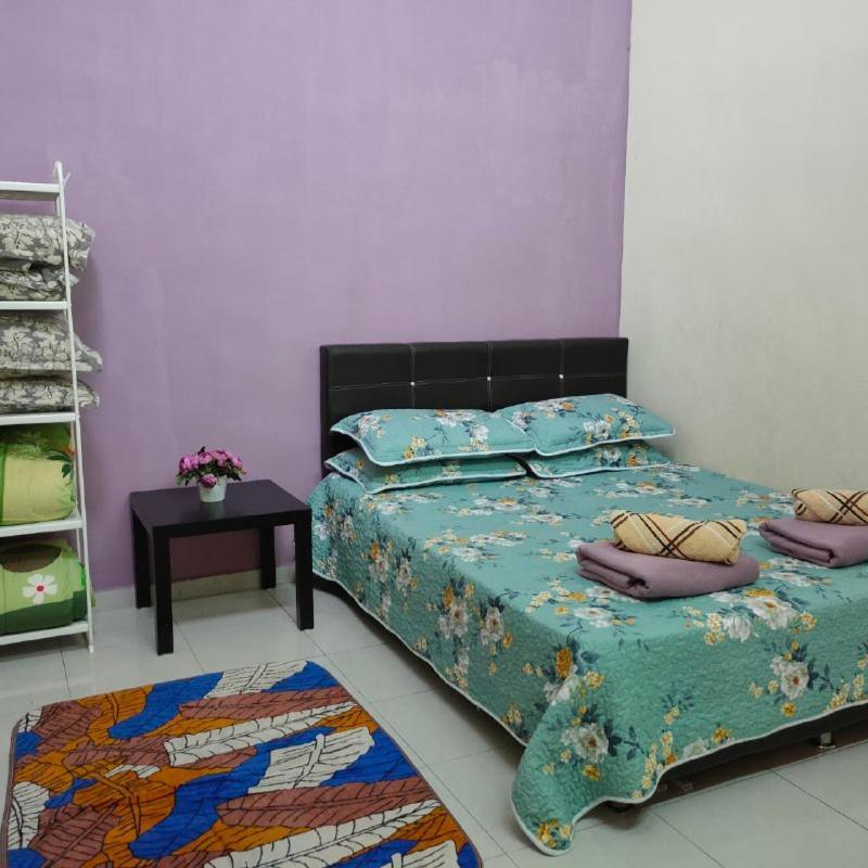 D'Q Putra Homestay Melaka מראה חיצוני תמונה